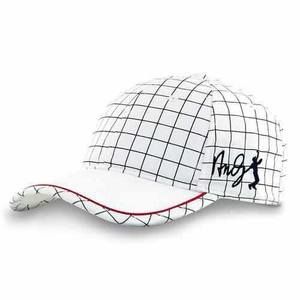 Meet your Posher, Nounou